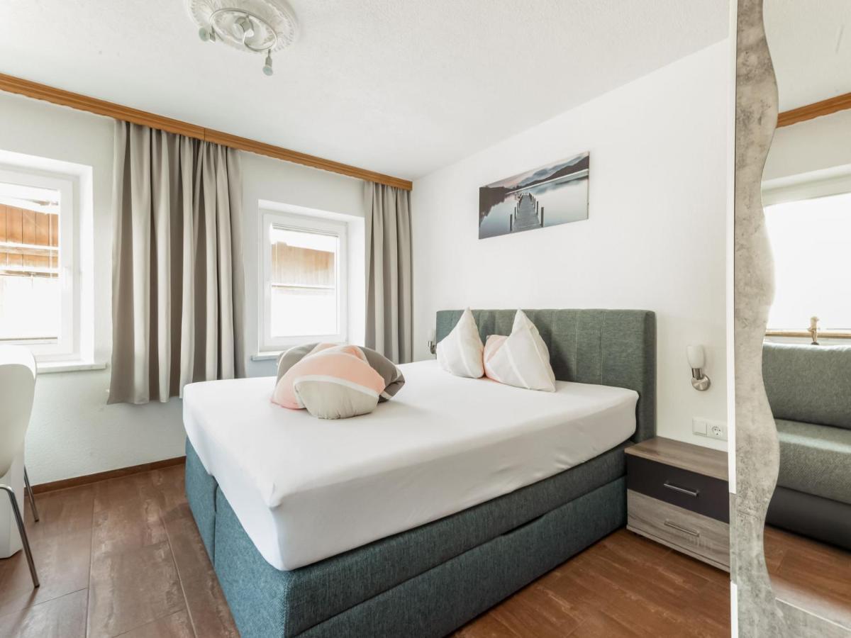 Haus Susi Lägenhet Sautens Exteriör bild